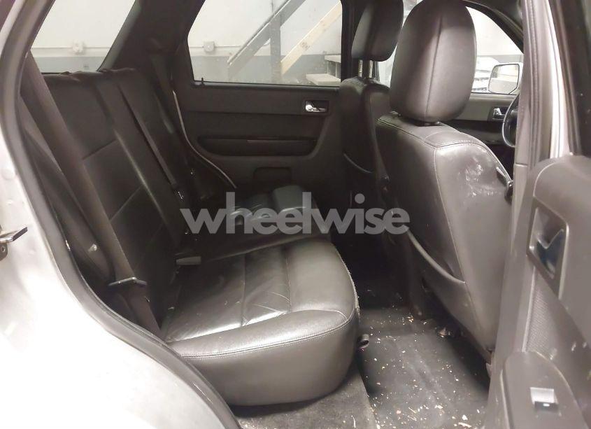 Photo 8 of 2010 Ford Escape LIMITED (VIN 1FMCU9EG9AKA68603)