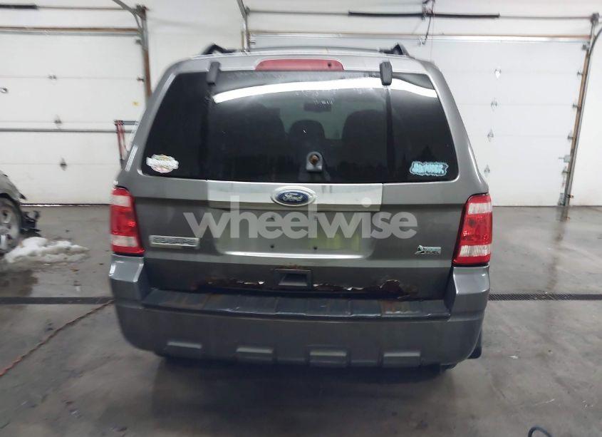 Photo 16 of 2010 Ford Escape LIMITED (VIN 1FMCU9EG9AKB60780)