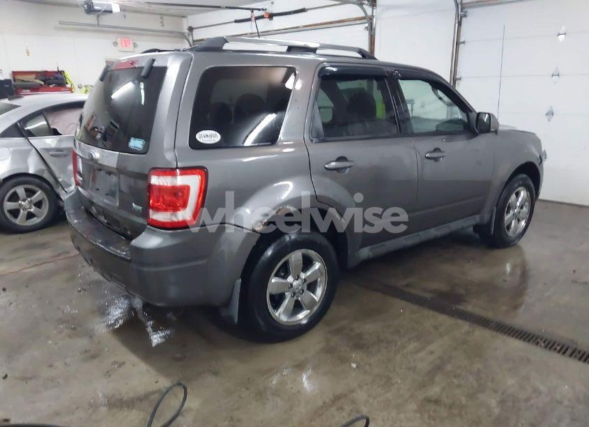 Photo 4 of 2010 Ford Escape LIMITED (VIN 1FMCU9EG9AKB60780)