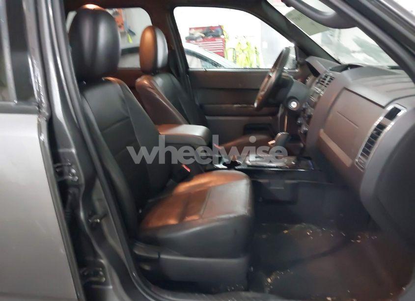 Photo 5 of 2010 Ford Escape LIMITED (VIN 1FMCU9EG9AKB60780)