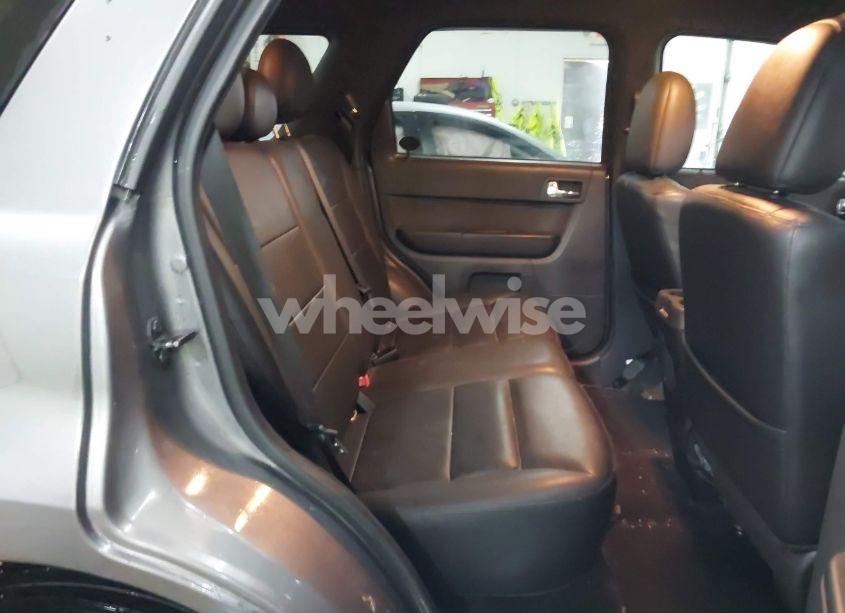 Photo 8 of 2010 Ford Escape LIMITED (VIN 1FMCU9EG9AKB60780)