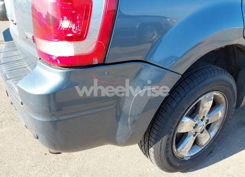 Photo 14 of 2010 Ford Escape LIMITED (VIN 1FMCU9EG9AKB91981)