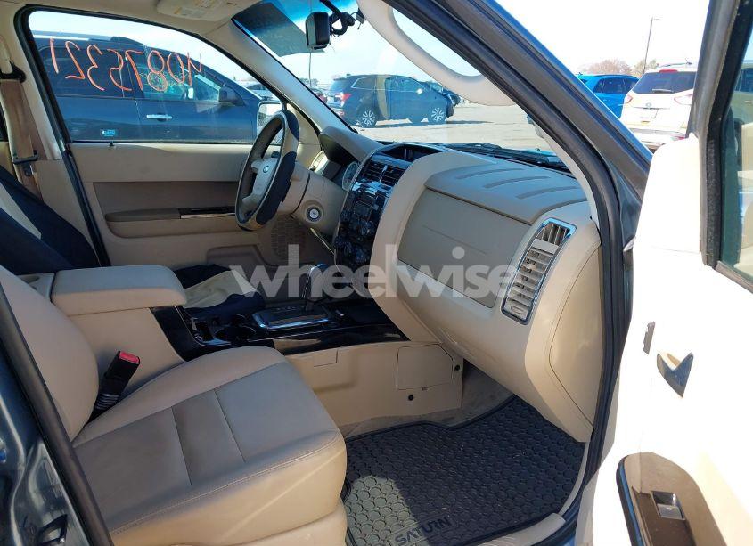 Photo 5 of 2010 Ford Escape LIMITED (VIN 1FMCU9EG9AKB91981)