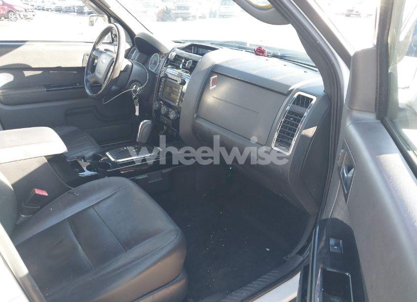 Photo 5 of 2010 Ford Escape LIMITED (VIN 1FMCU9EG9AKC71703)