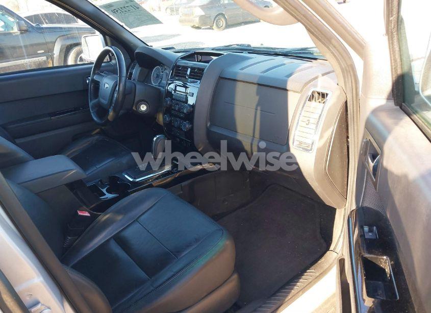 Photo 5 of 2010 Ford Escape LIMITED (VIN 1FMCU9EG9AKC84001)