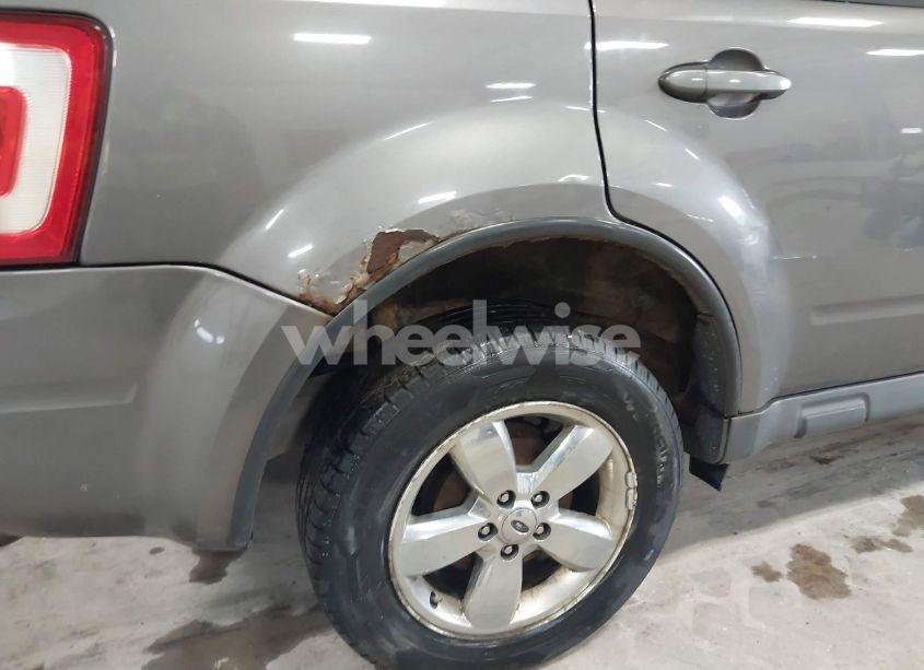 Photo 13 of 2011 Ford Escape LIMITED (VIN 1FMCU9EG9BKC67653)