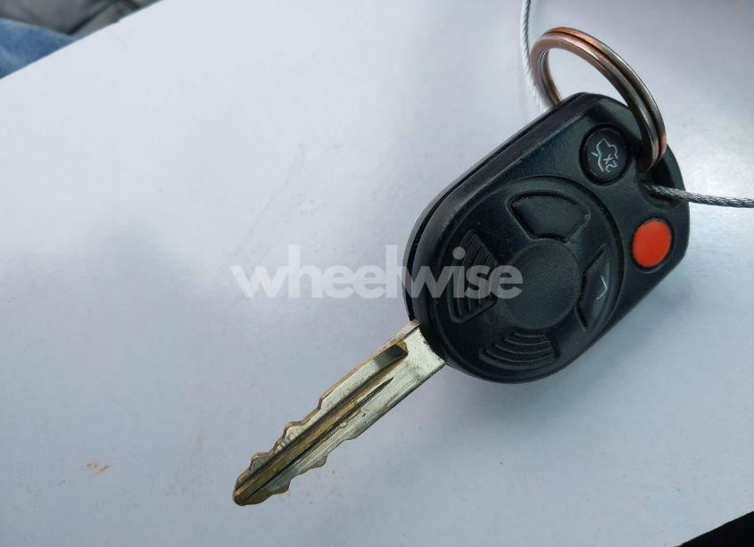 Photo 11 of 2010 Ford Escape LIMITED (VIN 1FMCU9EGXAKA03369)