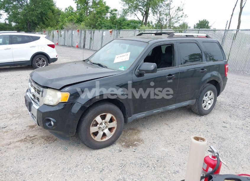 Photo 2 of 2010 Ford Escape LIMITED (VIN 1FMCU9EGXAKA03369)