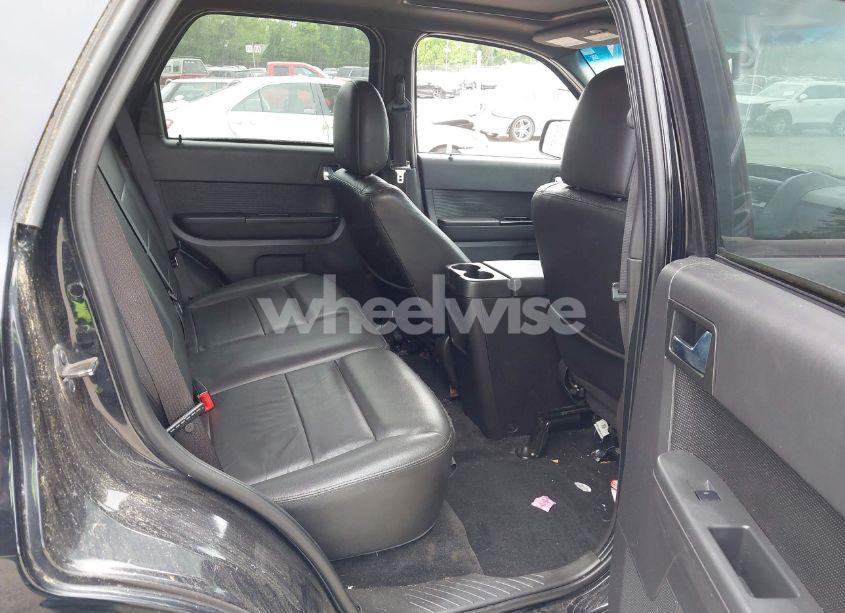 Photo 8 of 2010 Ford Escape LIMITED (VIN 1FMCU9EGXAKA03369)