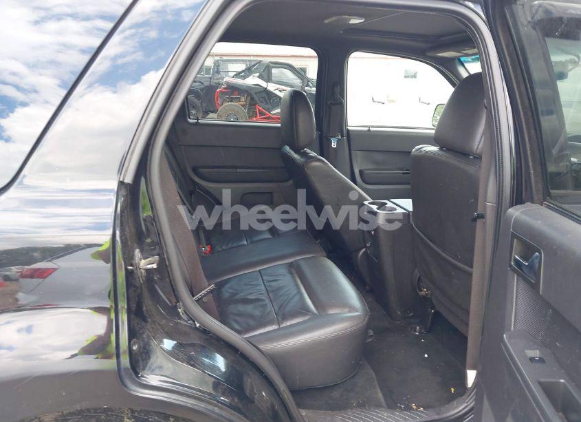 Photo 8 of 2010 Ford Escape LIMITED (VIN 1FMCU9EGXAKA05848)