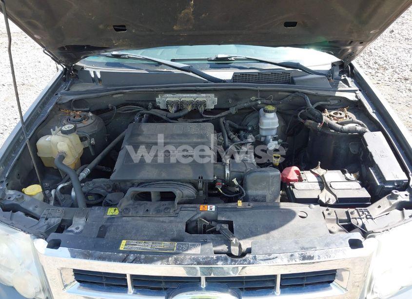 Photo 10 of 2010 Ford Escape LIMITED (VIN 1FMCU9EGXAKC05919)