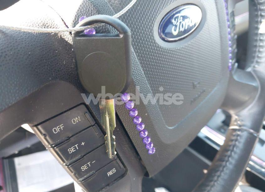 Photo 11 of 2010 Ford Escape LIMITED (VIN 1FMCU9EGXAKC13700)