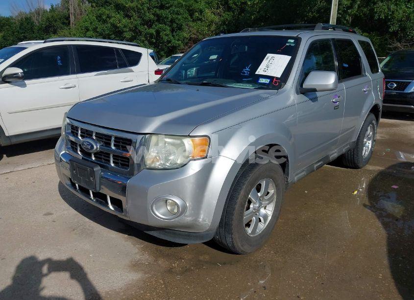 Photo 2 of 2010 Ford Escape LIMITED (VIN 1FMCU9EGXAKC13700)