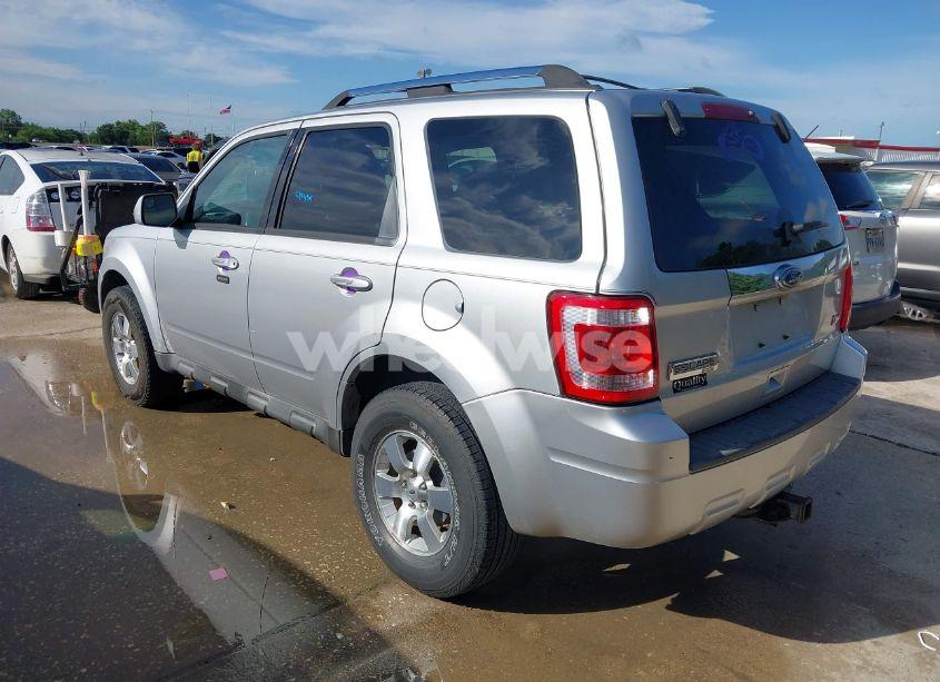 Photo 3 of 2010 Ford Escape LIMITED (VIN 1FMCU9EGXAKC13700)
