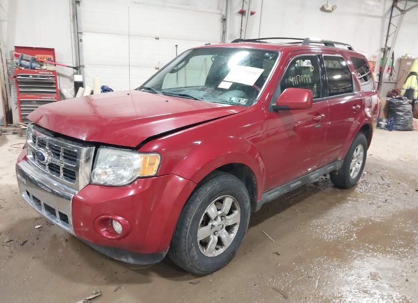 Photo 2 of 2010 Ford Escape LIMITED (VIN 1FMCU9EGXAKC24373)
