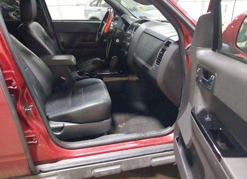 Photo 5 of 2010 Ford Escape LIMITED (VIN 1FMCU9EGXAKC24373)