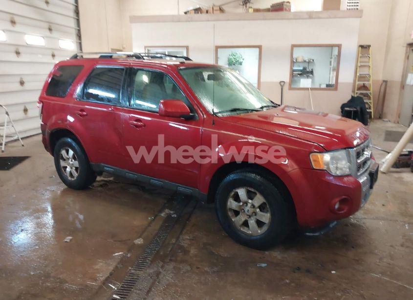 2010 Ford Escape LIMITED (VIN 1FMCU9EGXAKC84007) main photo