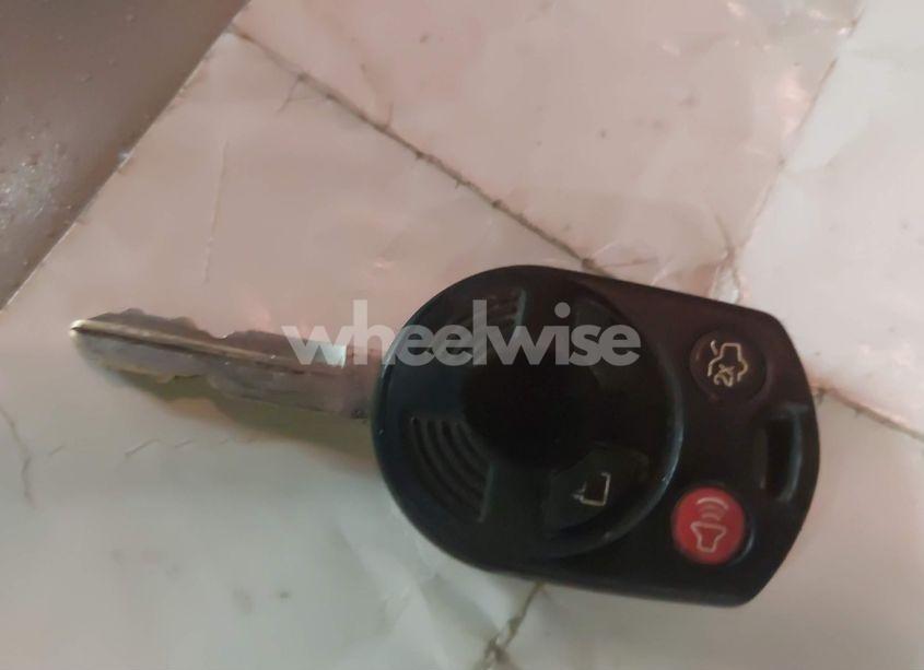 Photo 11 of 2010 Ford Escape LIMITED (VIN 1FMCU9EGXAKC84007)