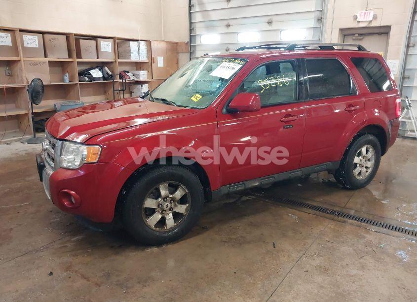 Photo 2 of 2010 Ford Escape LIMITED (VIN 1FMCU9EGXAKC84007)