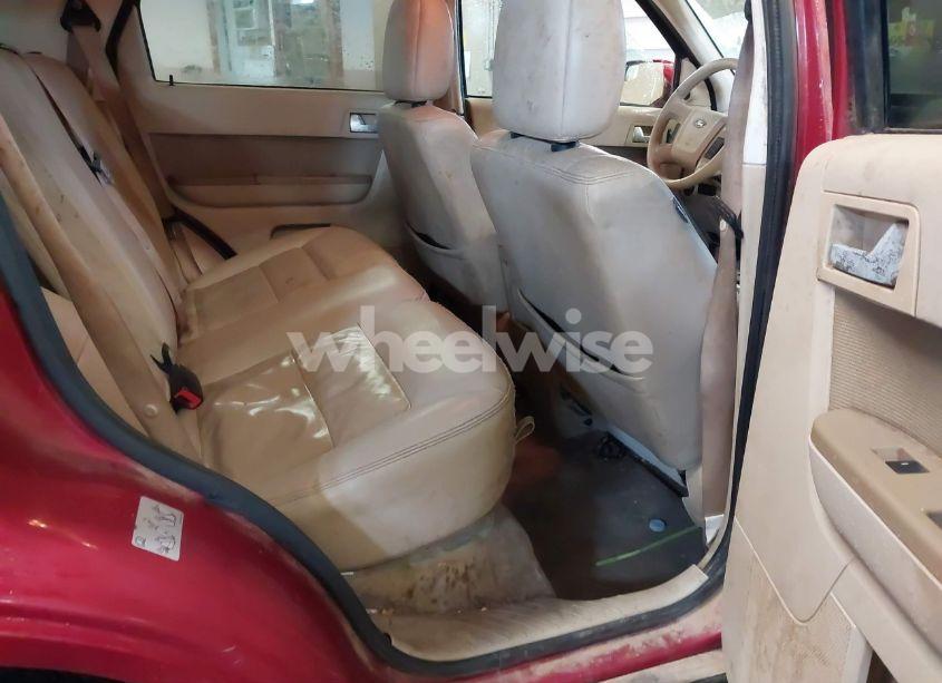 Photo 8 of 2010 Ford Escape LIMITED (VIN 1FMCU9EGXAKC84007)