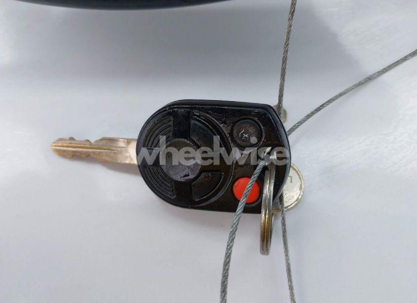 Photo 11 of 2010 Ford Escape LIMITED (VIN 1FMCU9EGXAKD36364)