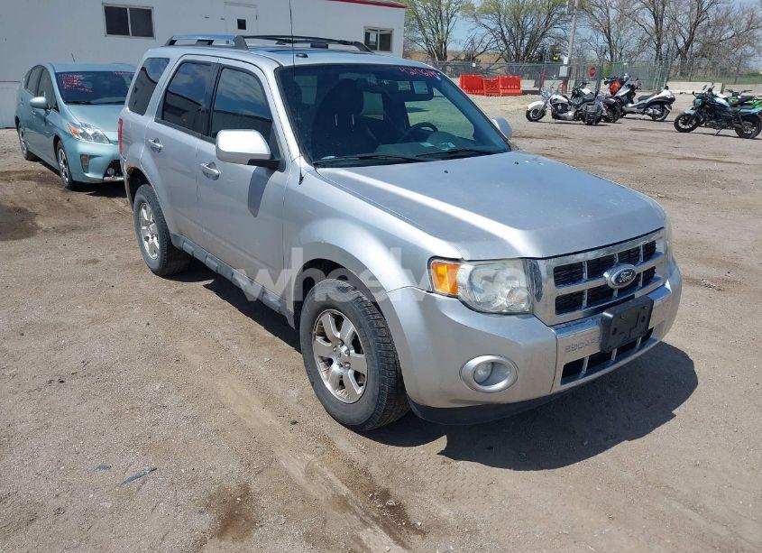 2011 Ford Escape LIMITED (VIN 1FMCU9EGXBKA68143) main photo