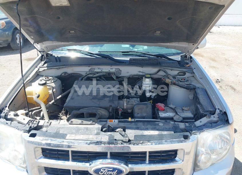 Photo 10 of 2011 Ford Escape LIMITED (VIN 1FMCU9EGXBKA68143)