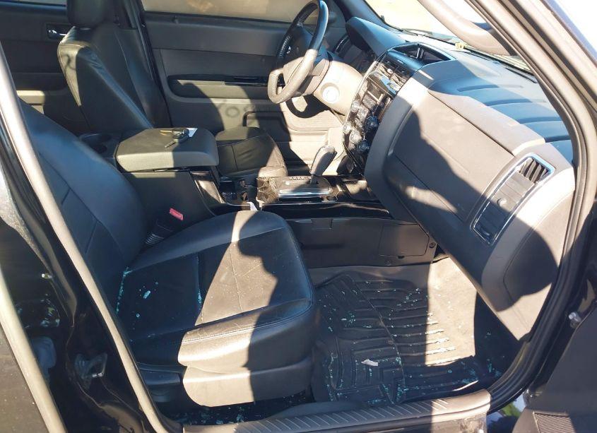 Photo 5 of 2011 Ford Escape LIMITED (VIN 1FMCU9EGXBKB02596)