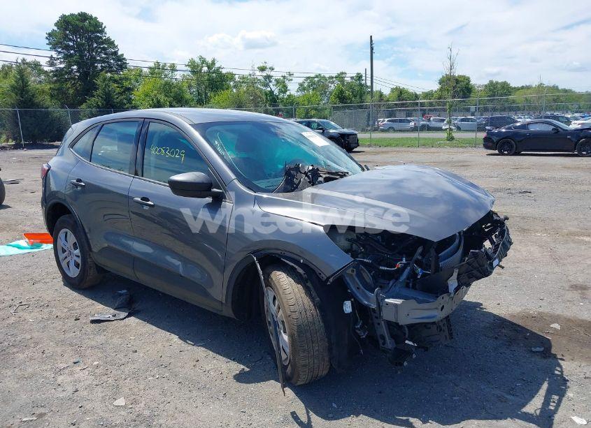 2022 Ford Escape S (VIN 1FMCU9F61NUB52835) main photo