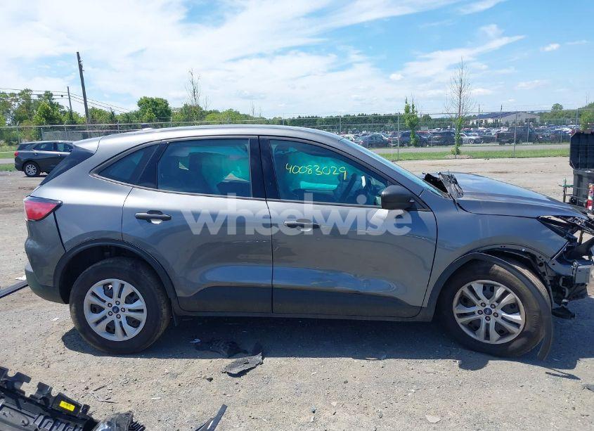 Photo 12 of 2022 Ford Escape S (VIN 1FMCU9F61NUB52835)