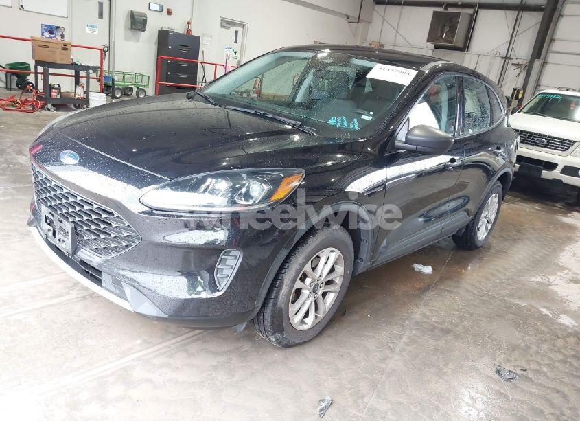 Photo 2 of 2021 Ford Escape S (VIN 1FMCU9F62MUA47199)