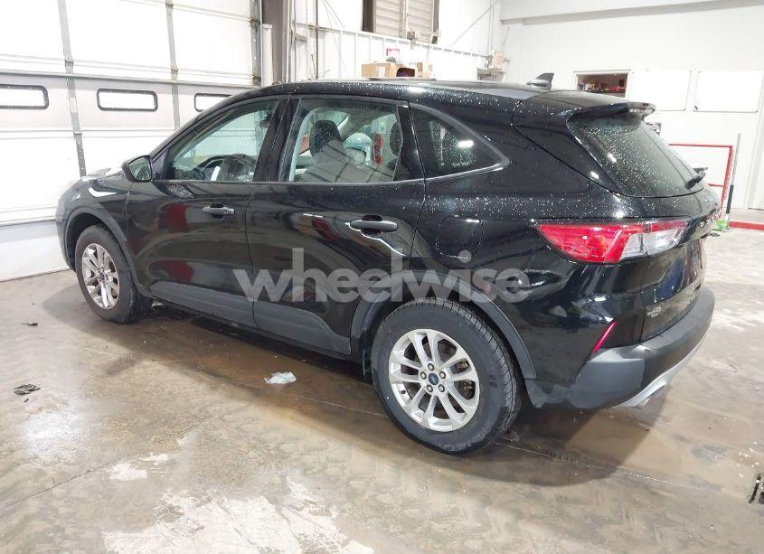 Photo 3 of 2021 Ford Escape S (VIN 1FMCU9F62MUA47199)