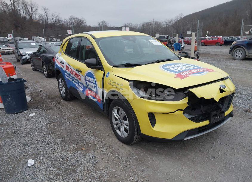 2020 Ford Escape S (VIN 1FMCU9F64LUB47349) main photo