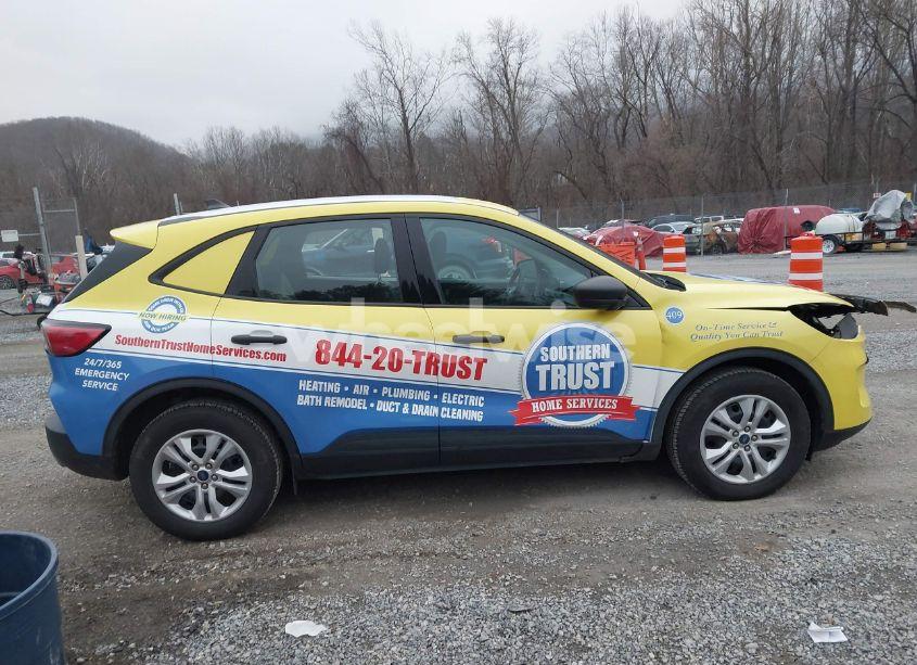 Photo 13 of 2020 Ford Escape S (VIN 1FMCU9F64LUB47349)