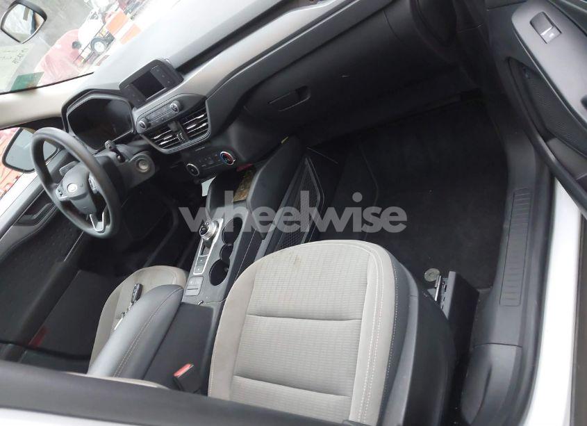 Photo 5 of 2020 Ford Escape S (VIN 1FMCU9F64LUB47349)