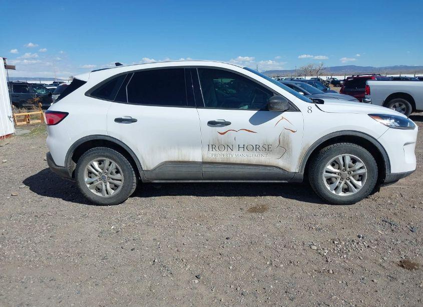 Photo 13 of 2020 Ford Escape S (VIN 1FMCU9F65LUB12917)