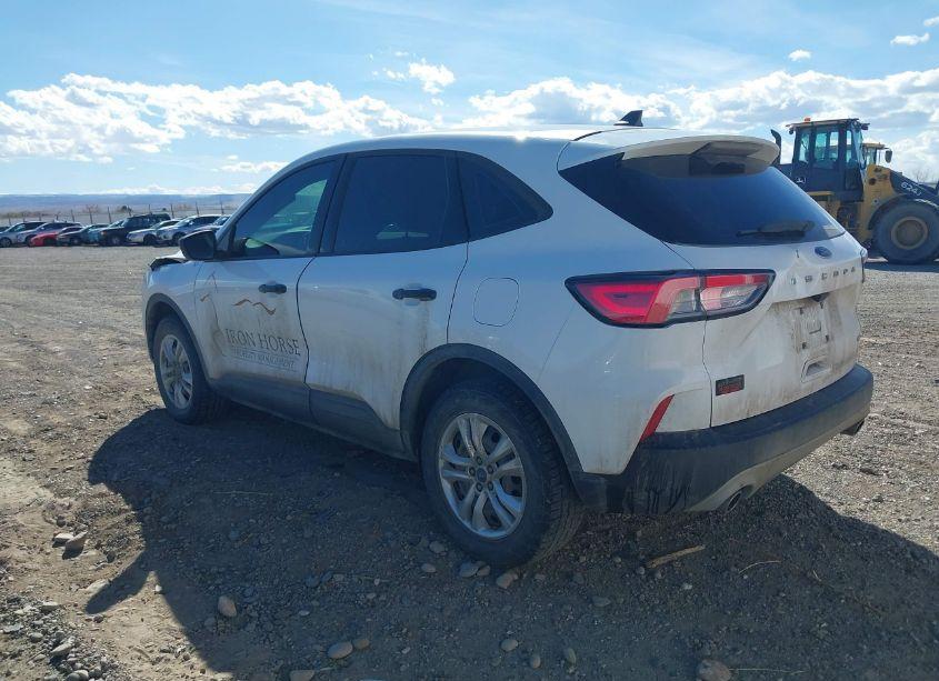 Photo 3 of 2020 Ford Escape S (VIN 1FMCU9F65LUB12917)