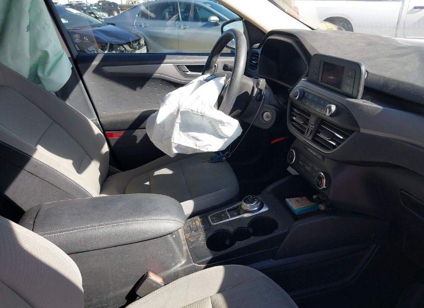 Photo 5 of 2020 Ford Escape S (VIN 1FMCU9F65LUB12917)