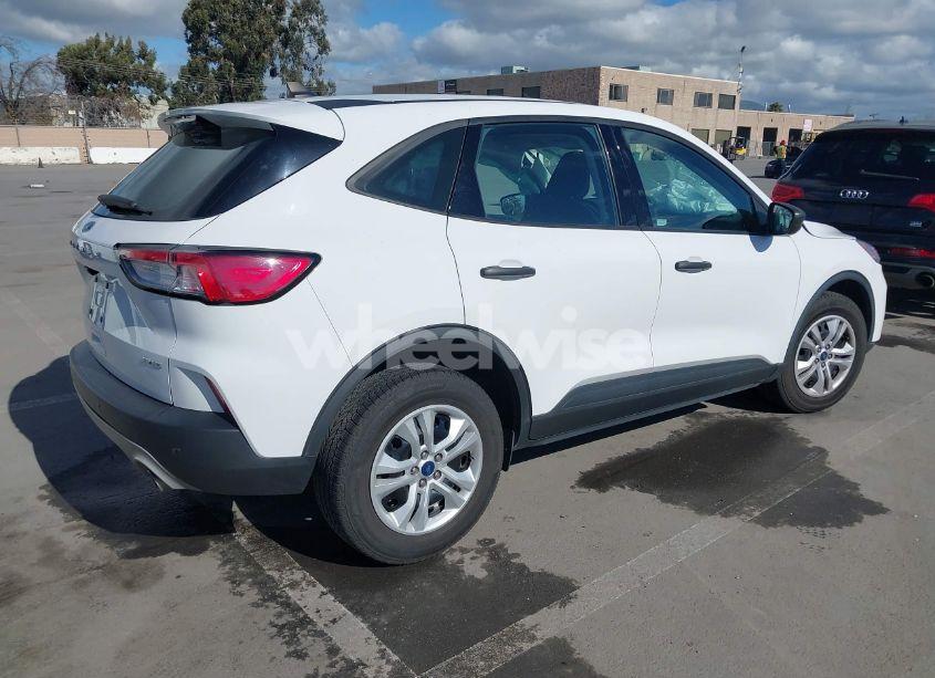 Photo 4 of 2021 Ford Escape S (VIN 1FMCU9F65MUA51277)