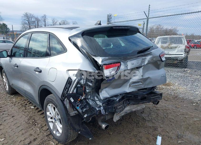 Photo 6 of 2022 Ford Escape S (VIN 1FMCU9F65NUA28678)