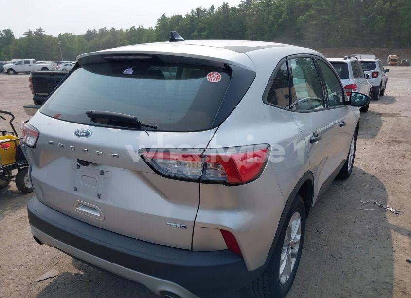 Photo 4 of 2020 Ford Escape S (VIN 1FMCU9F66LUA60875)