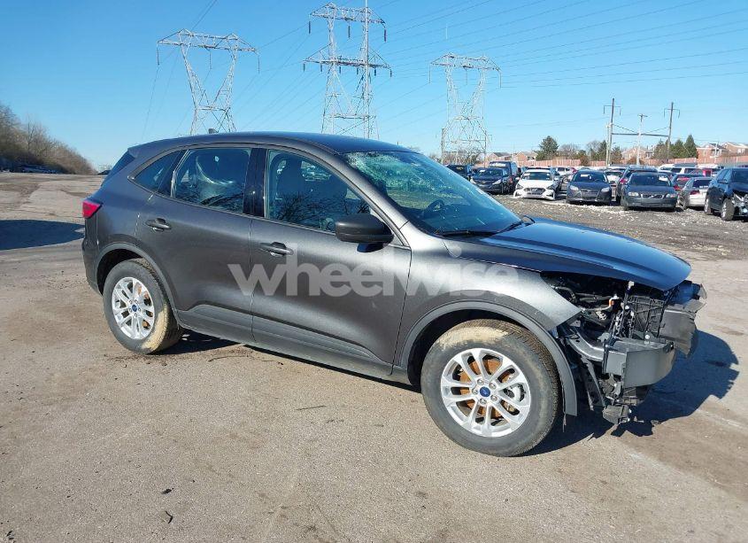 2020 Ford Escape S (VIN 1FMCU9F66LUB61737) main photo