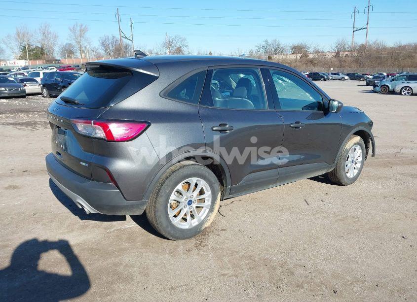 Photo 4 of 2020 Ford Escape S (VIN 1FMCU9F66LUB61737)