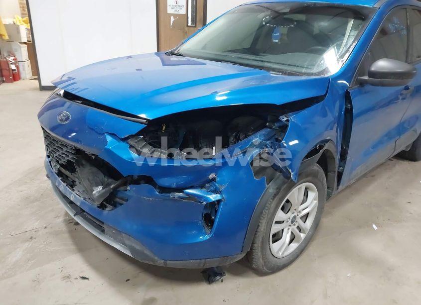 Photo 6 of 2020 Ford Escape S (VIN 1FMCU9F66LUC68108)