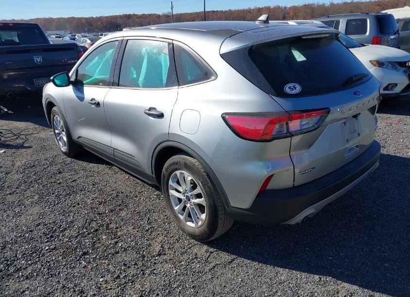 Photo 3 of 2022 Ford Escape S (VIN 1FMCU9F66NUB66830)