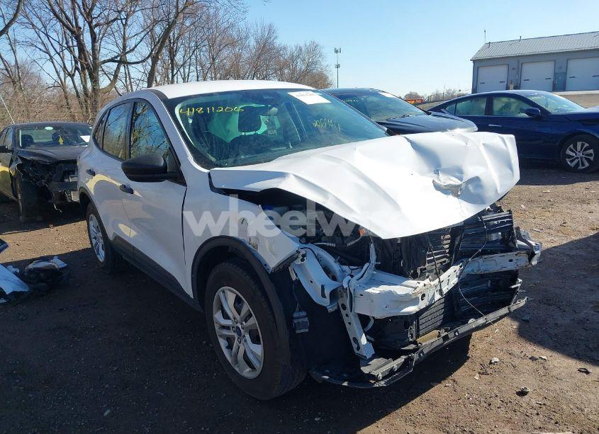 2021 Ford Escape S (VIN 1FMCU9F67MUA99055) main photo