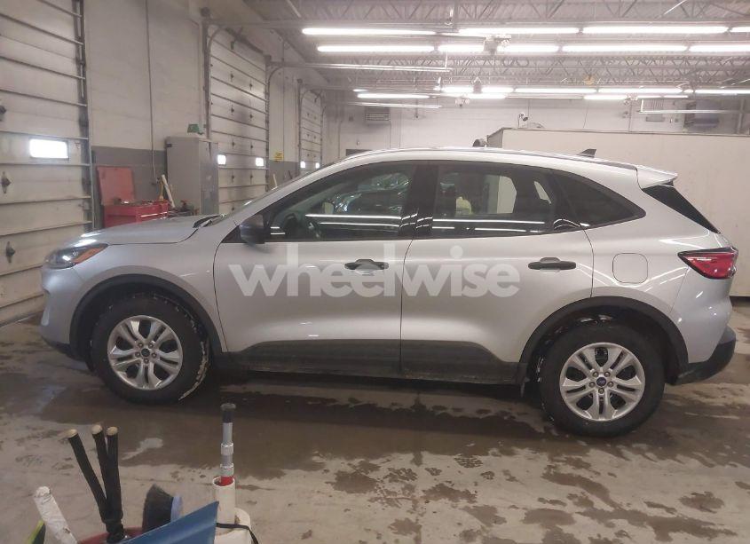Photo 14 of 2020 Ford Escape S (VIN 1FMCU9F68LUB86560)
