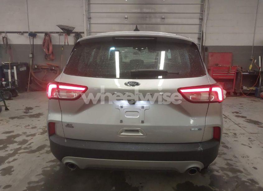 Photo 16 of 2020 Ford Escape S (VIN 1FMCU9F68LUB86560)