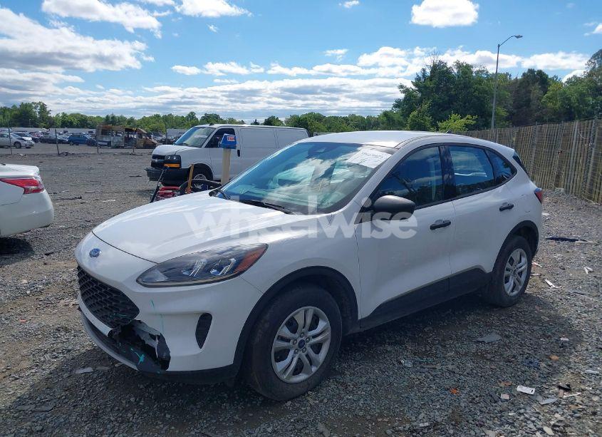 Photo 2 of 2021 Ford Escape S (VIN 1FMCU9F68MUB14274)