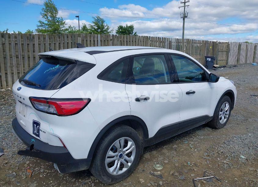 Photo 4 of 2021 Ford Escape S (VIN 1FMCU9F68MUB14274)